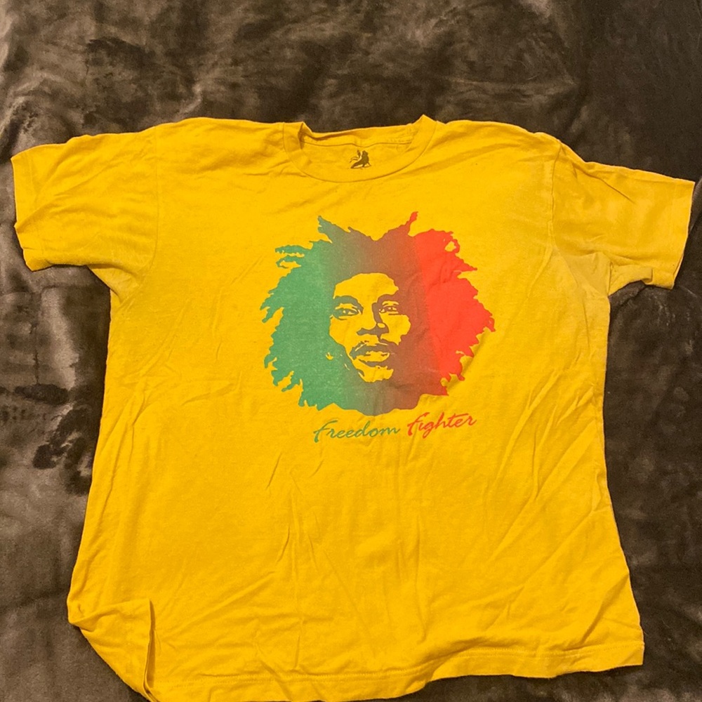 Bob Marley t-shirt, size L, color-yellow, brand- Zion Rootswear